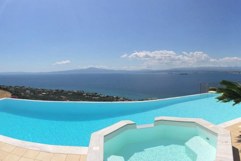 Villa Rebecca Kalamata Eksteriør billede
